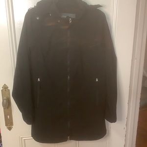 Eddie Bauer’s Women’s Lined Raincoat size Large